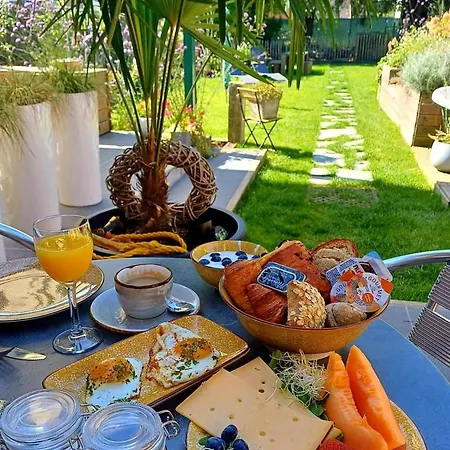 Oda ve Kahvaltı ' T Geel Huizeken - - Koffiehuis
